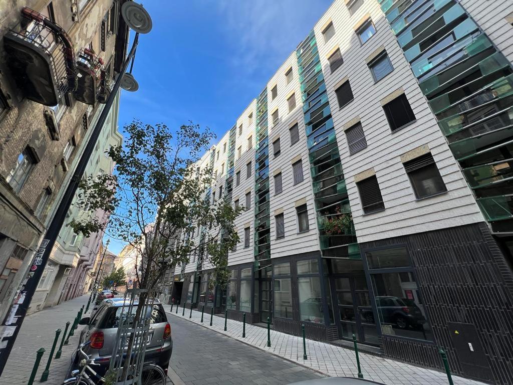 Palace Quarter 2 Peaceful Modern Central Top Floor Apartment Budapest Esterno foto