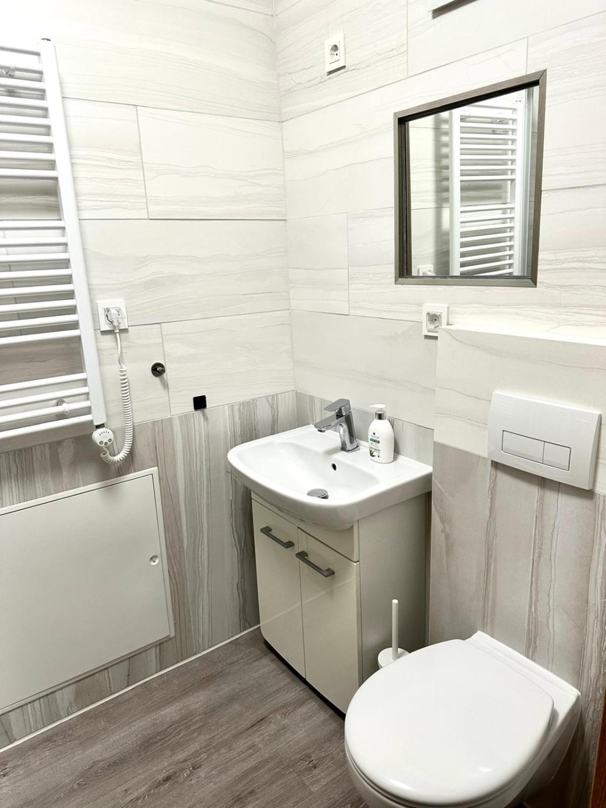 Palace Quarter 2 Peaceful Modern Central Top Floor Apartment Budapest Esterno foto